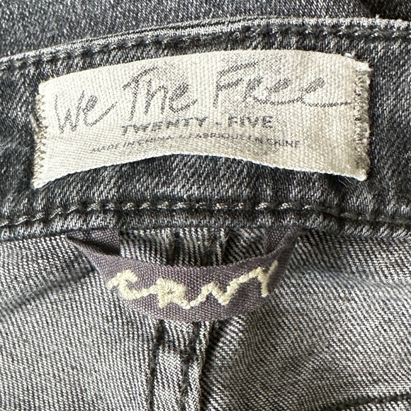 Free people || Woman’s Curvy straight stretch Black Denim cropped Jeans size 25 - Picture 5 of 11